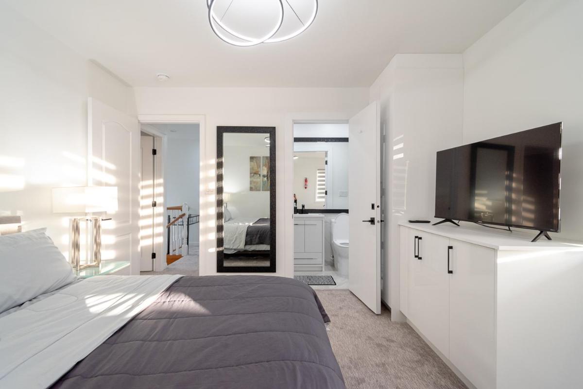 Spacious & Modern By The Beach White Rock Εξωτερικό φωτογραφία