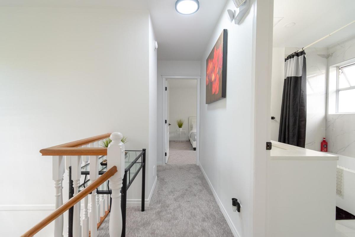 Spacious & Modern By The Beach White Rock Εξωτερικό φωτογραφία