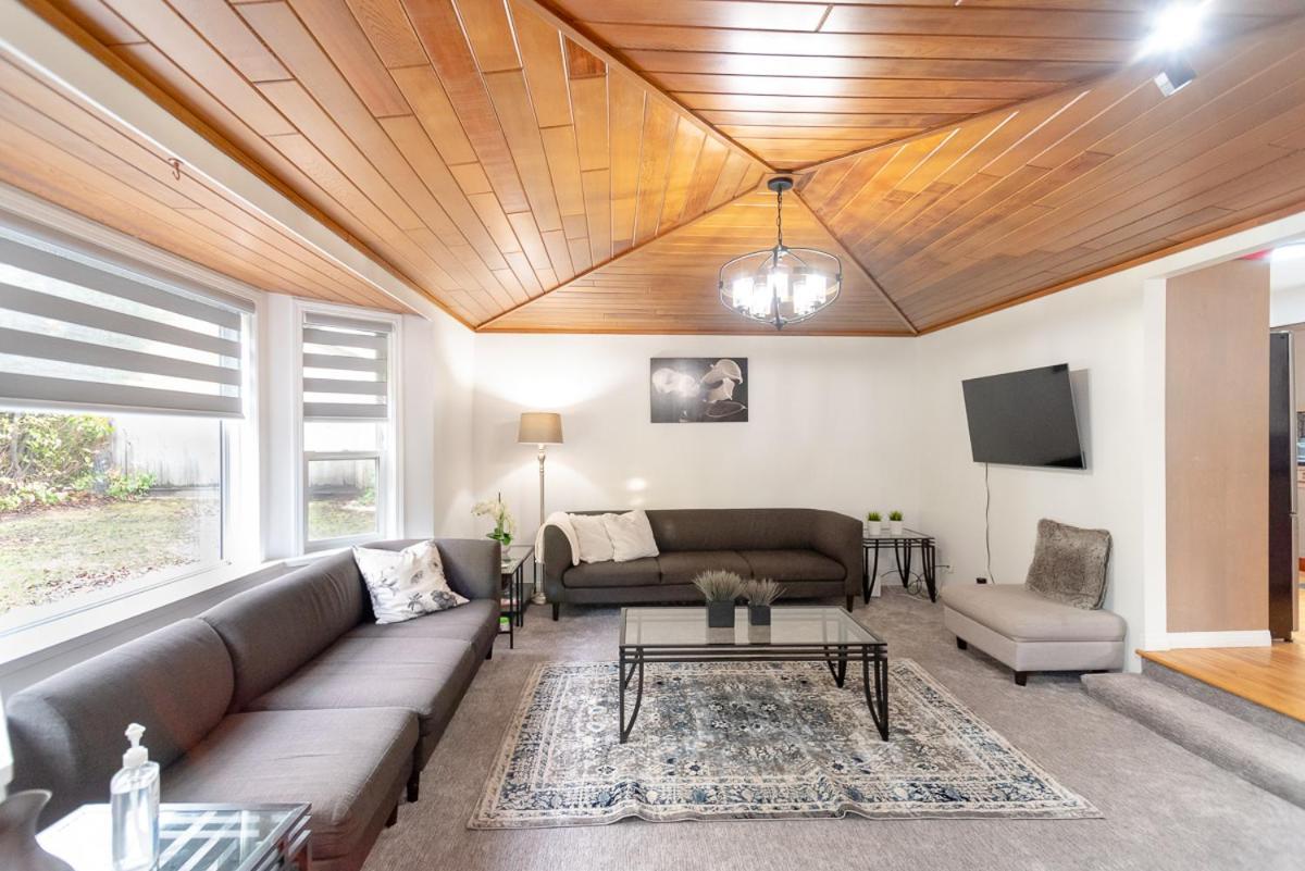 Spacious & Modern By The Beach White Rock Εξωτερικό φωτογραφία